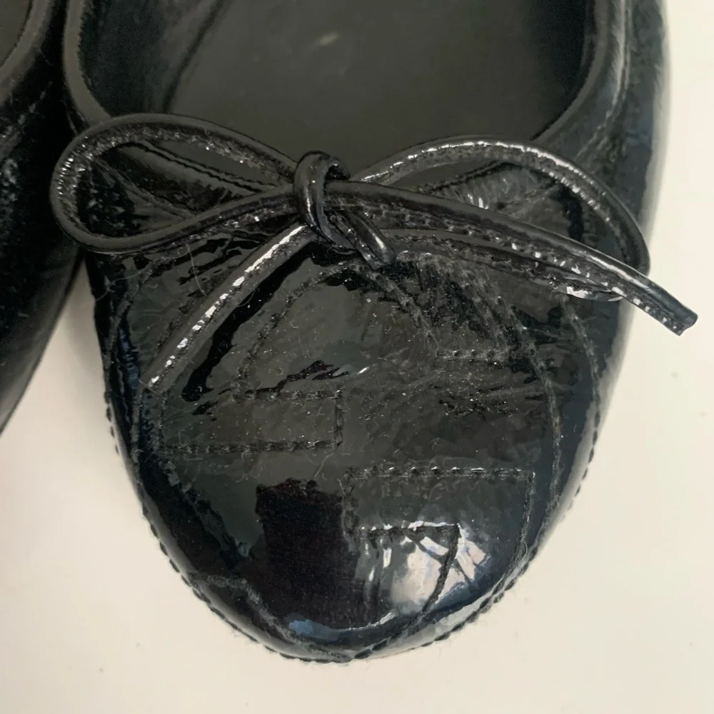 GUCCI FLATS WITH G STITCHED ON TOE SIZE 37 - Picture 2 of 5